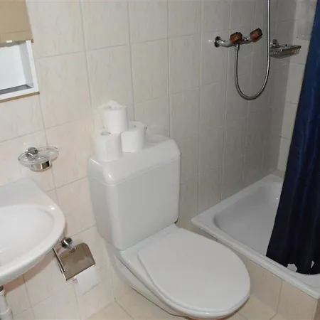 Lejlighed Mireille Nr- 3 By Interhome Schönried